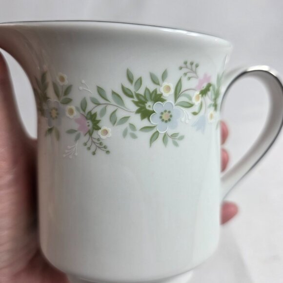 Johann Haviland Forever Spring Creamer White Floral Rim & Center - Picture 13 of 16